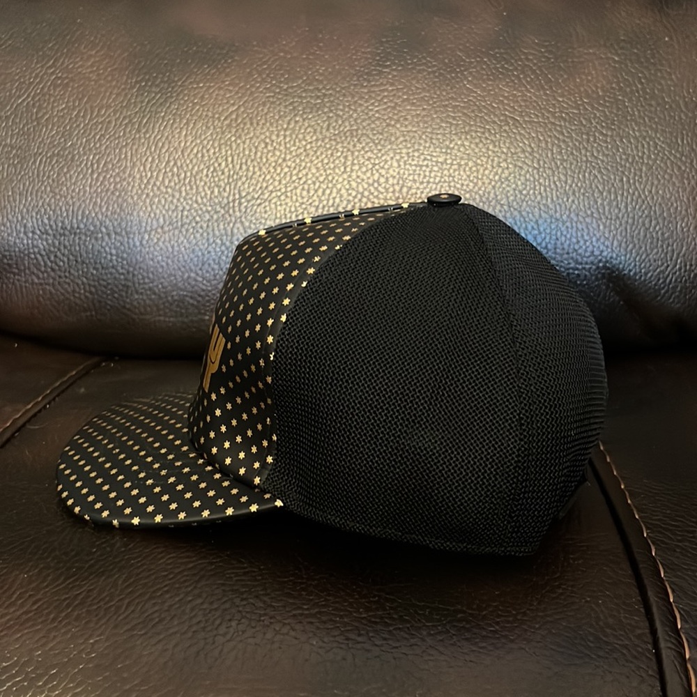 GUCCI X SEGA unisex Calfskin leather “GUCCY” Stars Baseball Hat Cap Black Gold - Picture 8 of 11